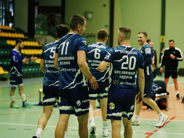 Fotorelacja z turnieju kwalifikacyjnego Ligi #BiskupiecVolley 15.11.2025 r. Nidzica